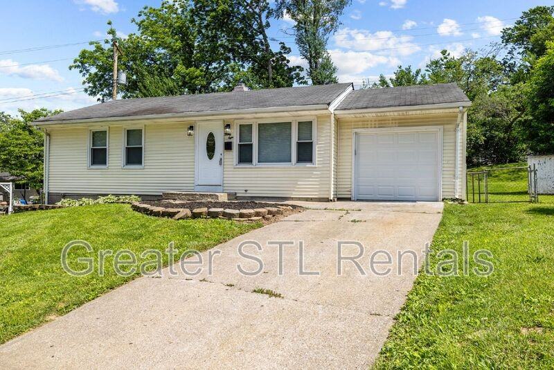 28 Orchard Ct - Photo 2 of 40