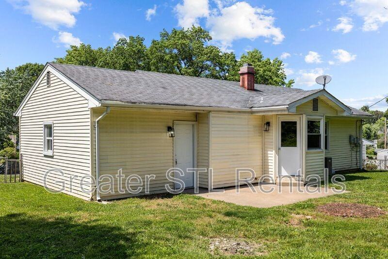 28 Orchard Ct - Photo 3 of 40
