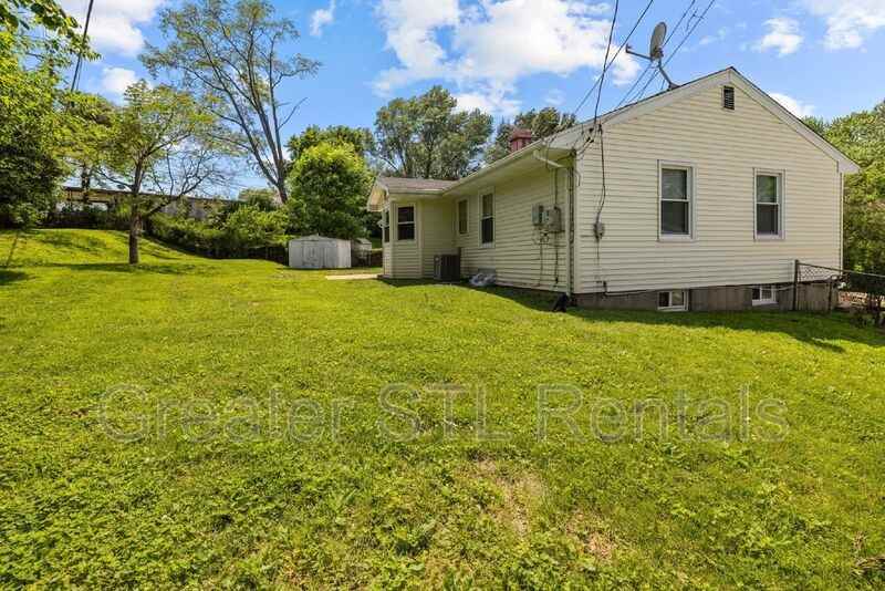 28 Orchard Ct - Photo 5 of 40