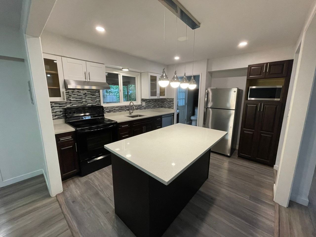 3547 200 St - Photo 2 of 11