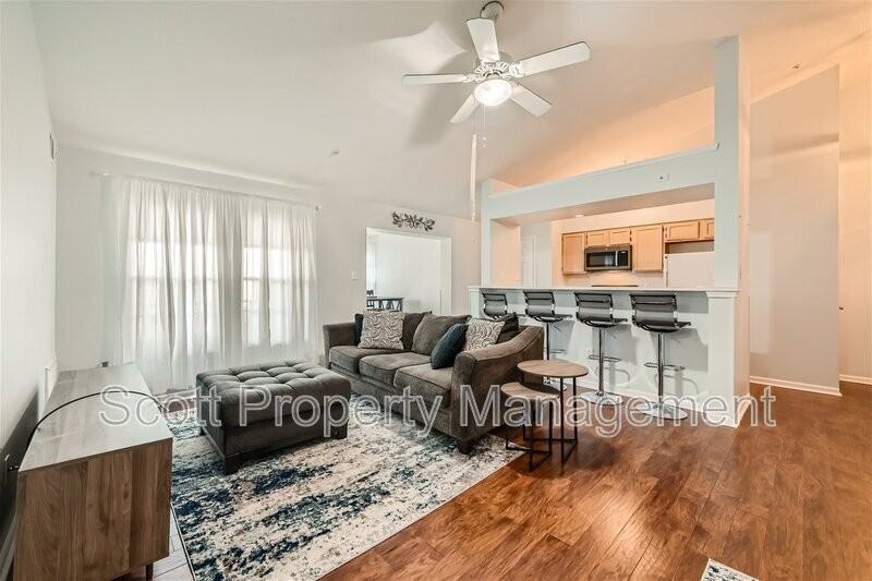 53 Willow Path Ct #53 - Photo 2 of 11