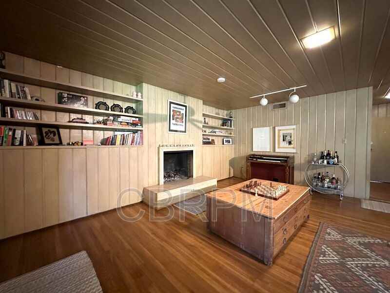 1717 30th Street - Photo 4 of 22