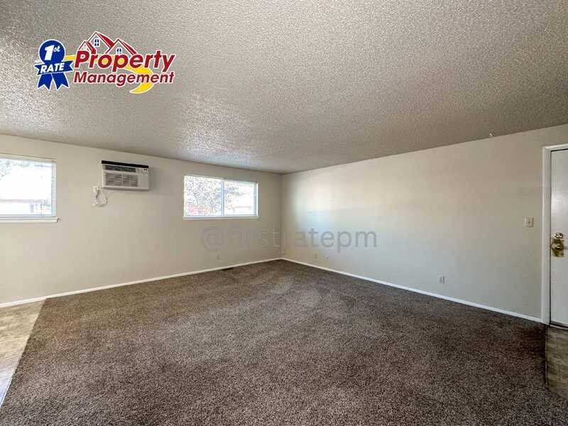 737 W Belmont St - Photo 3 of 27