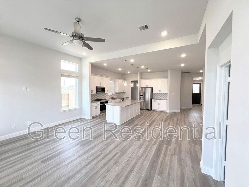 2306 Red Chip Ln - Photo 3 of 29