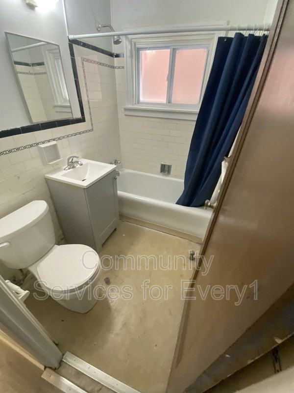 2425 Delaware Ave #2 - Photo 4 of 7