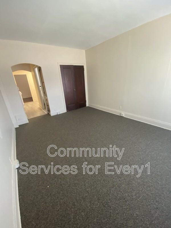 2425 Delaware Ave #2 - Photo 7 of 7
