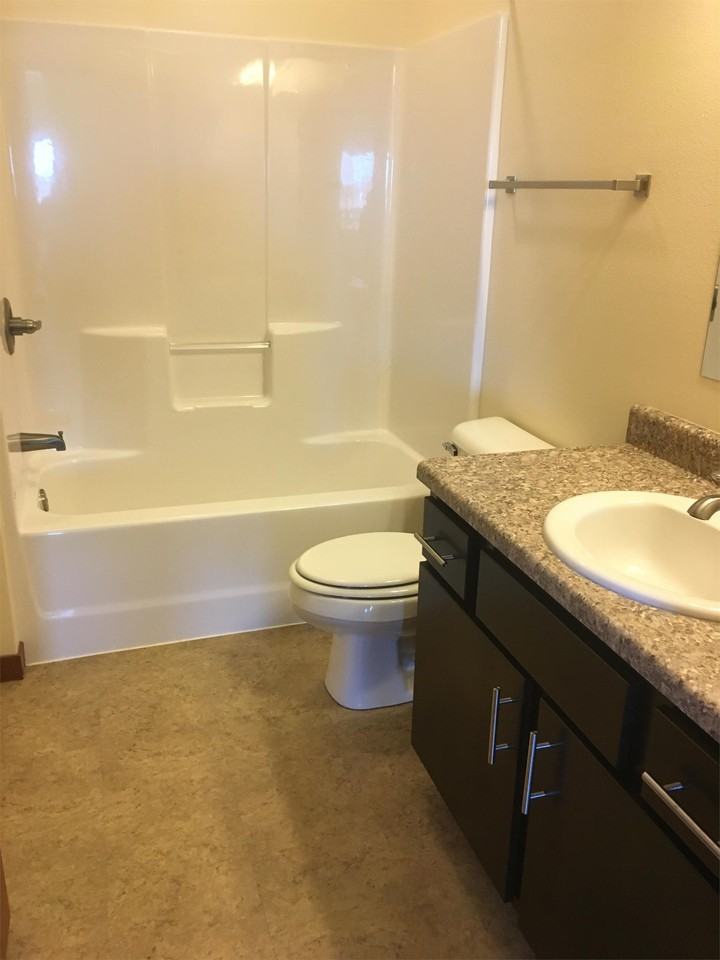 Zimmerman Apartments - Photo 6 of 7