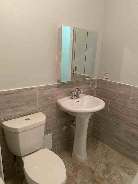 179 Madison - Photo 4 of 4