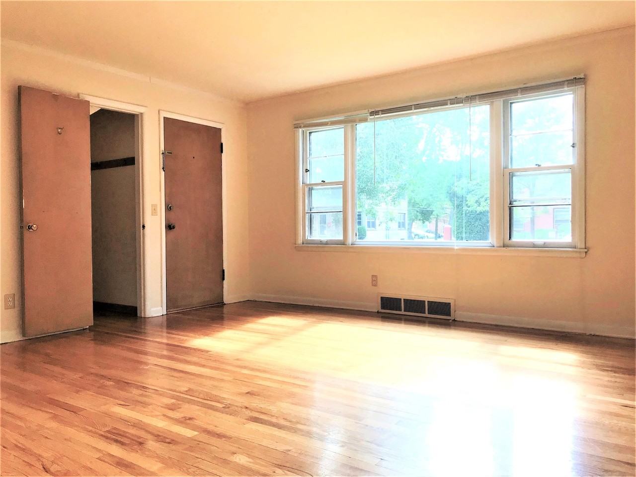 RM 401 Palomino Lane - Photo 3 of 34