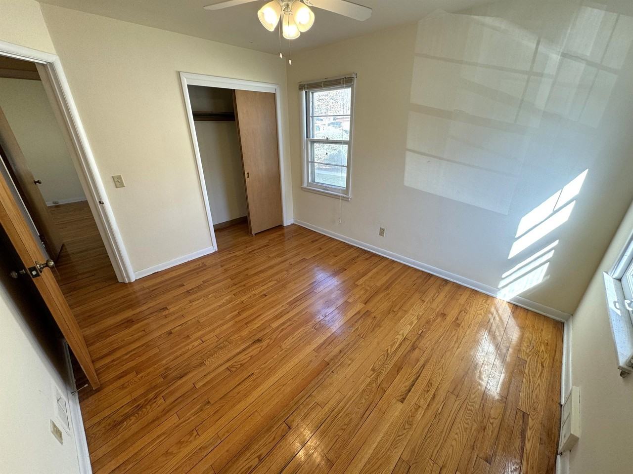 RM 401 Palomino Lane - Photo 6 of 34