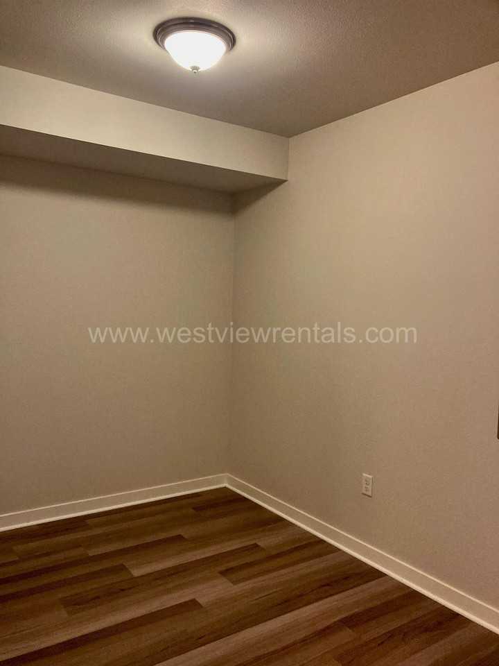 Turnstone - Photo 6 of 50