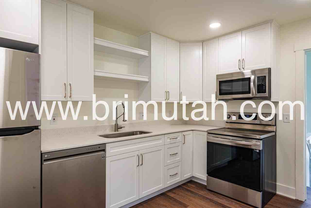 Noble Place 763-864 S. 800 E. - Photo 3 of 16