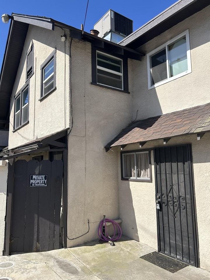 117 Lee St Unit F - Photo 4 of 24