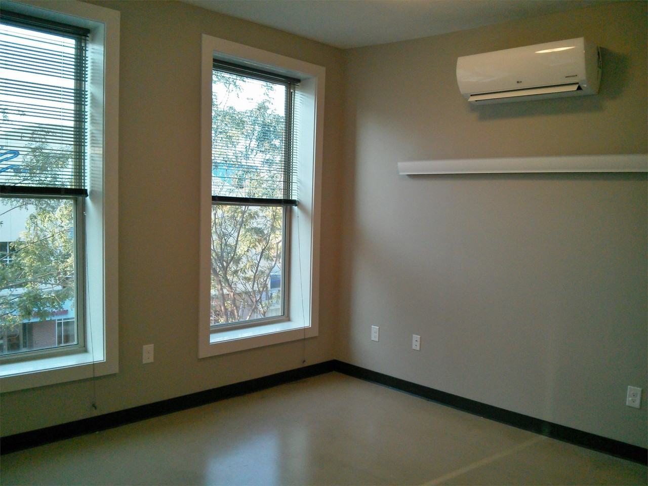 1421 P Street - Photo 2 of 19