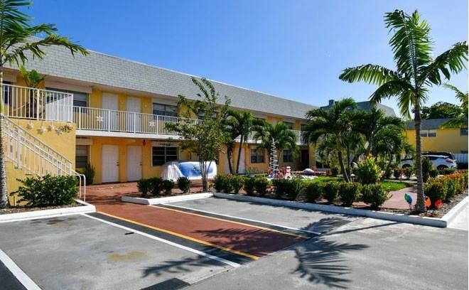 2412 NW 9th Avenue - Photo 5 of 14