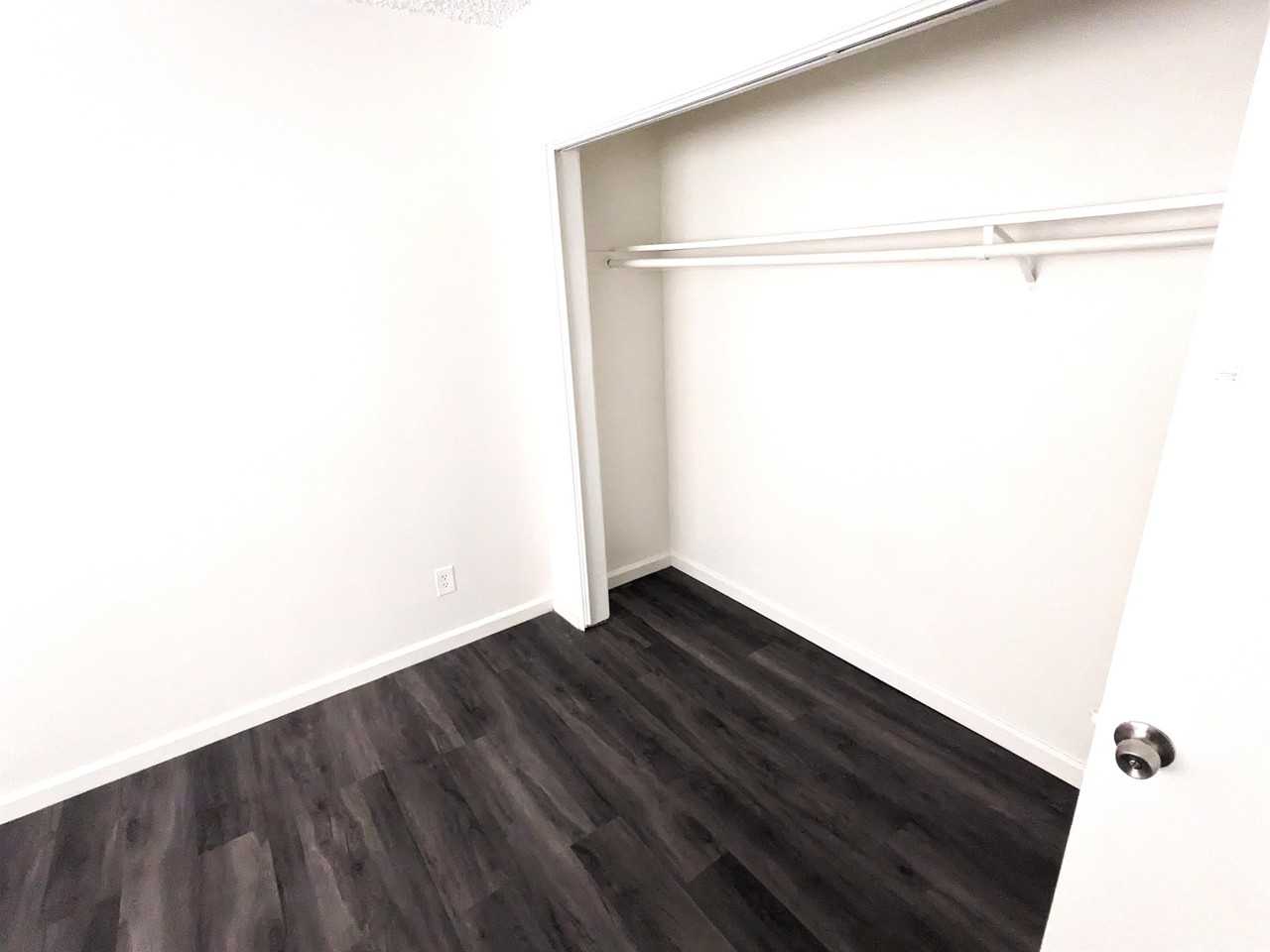 1822 Bridge Street - Photo 3 of 5