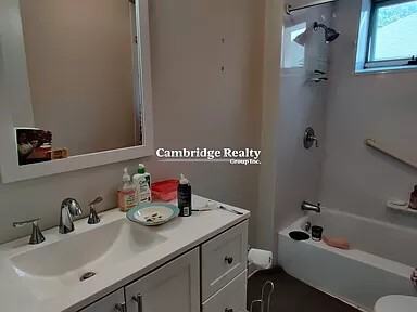 17 Cleveland St #2 - Photo 7 of 15