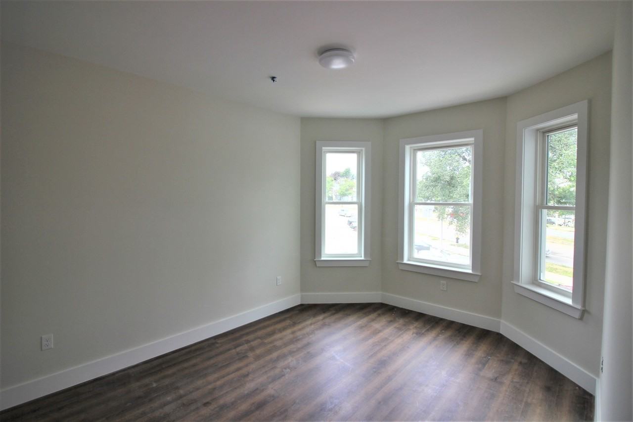 Columbia Rd. & Buttonwood St #3 - Photo 2 of 8