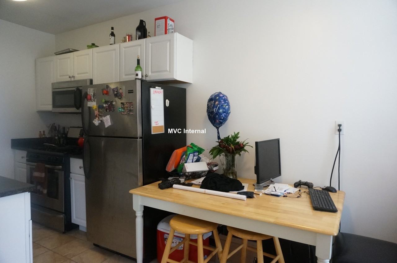 1850 Commonwealth Ave #52 - Photo 5 of 28