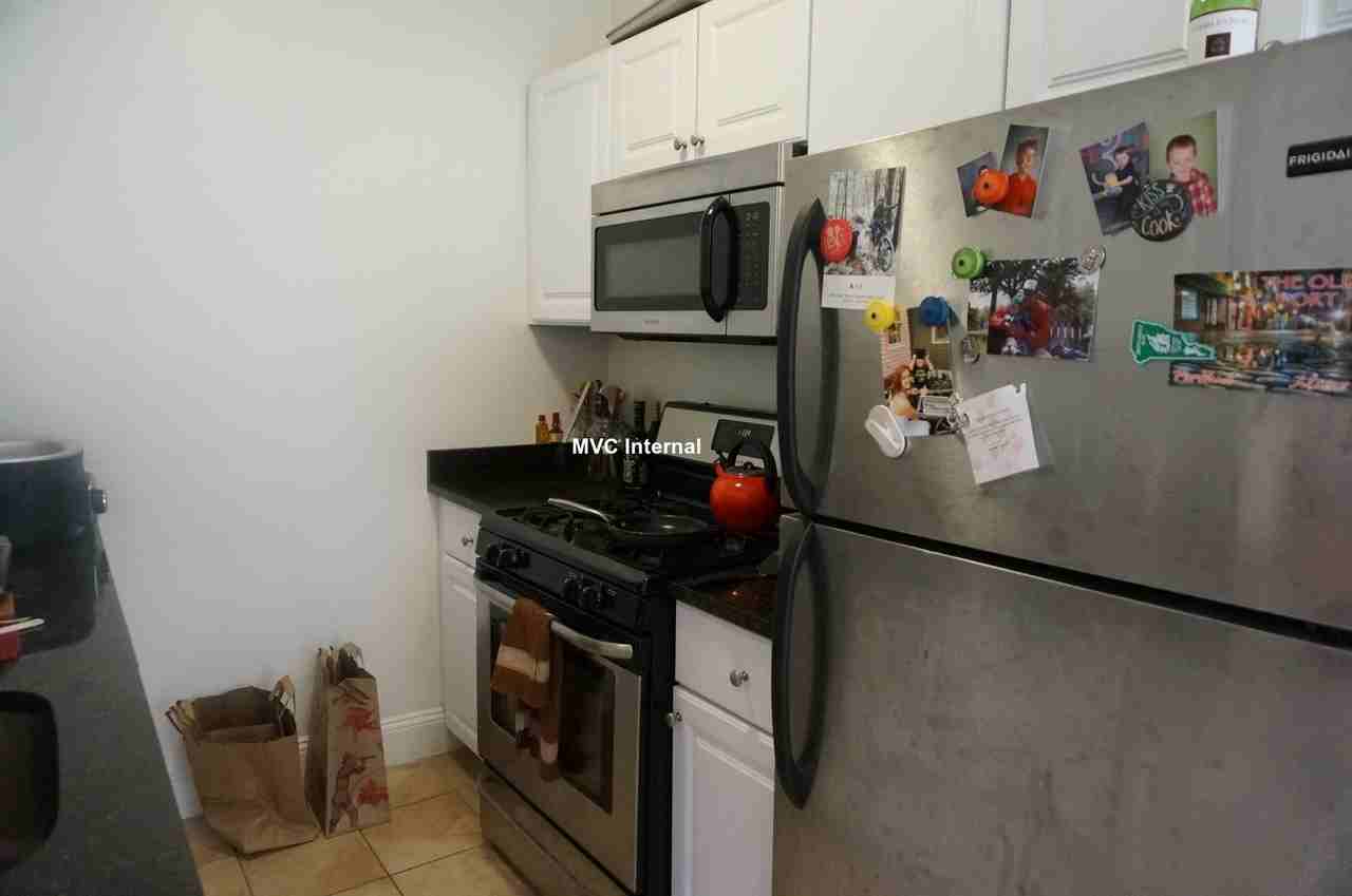 1850 Commonwealth Ave #52 - Photo 7 of 28