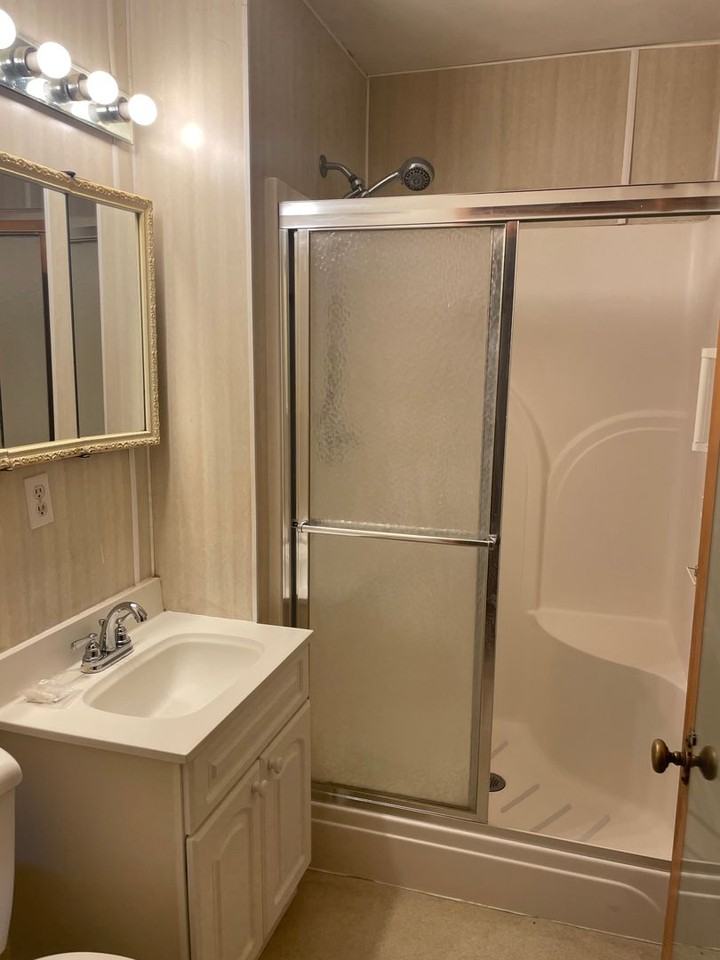 404 Main St - Photo 5 of 8