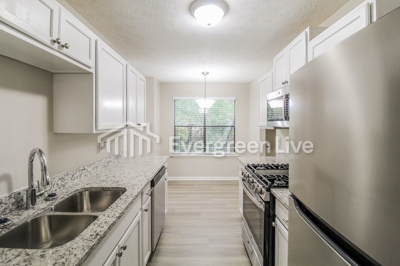 2613 Laurel View Dr - Photo 7 of 18