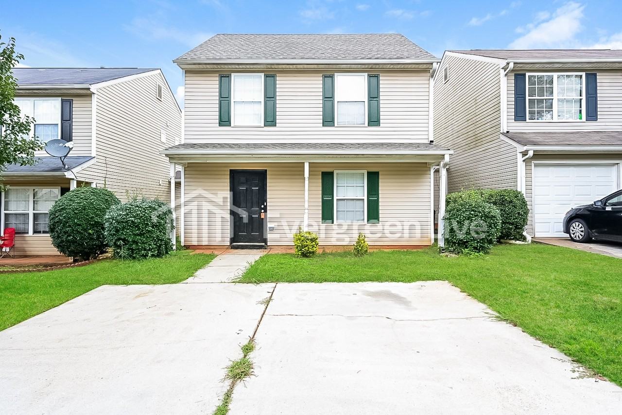 450 Kara Ln