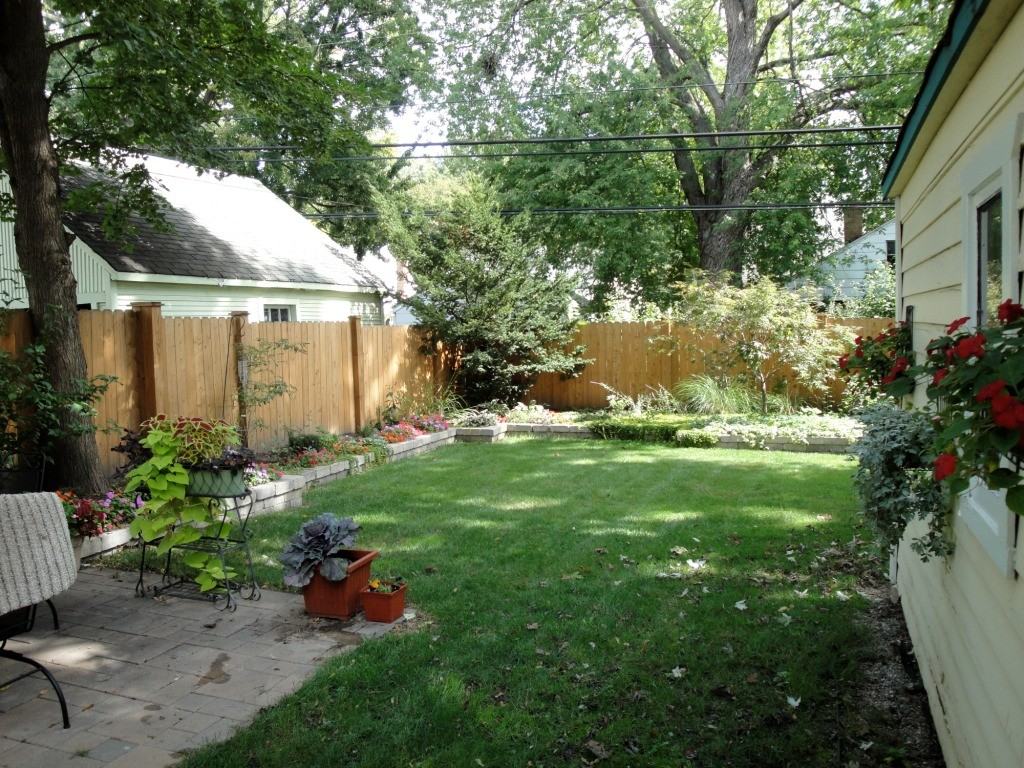 212 N Alexander Ave #NA - Photo 4 of 20