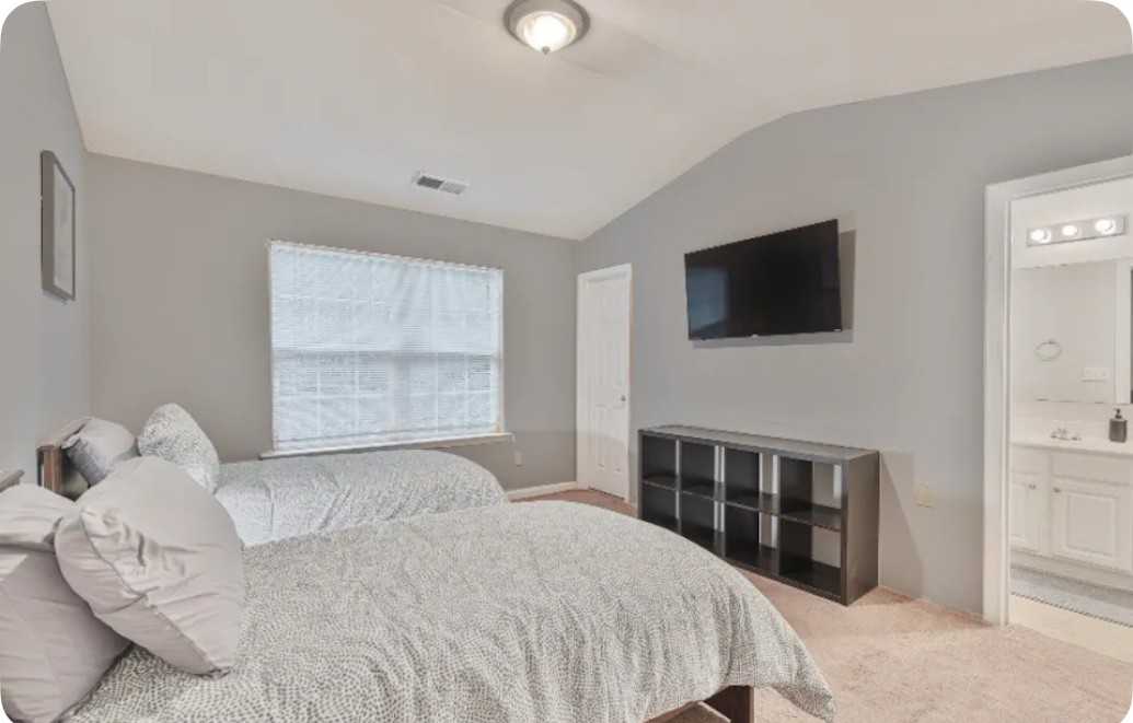 741 Crestwell Cir Sw #714 - Photo 2 of 11