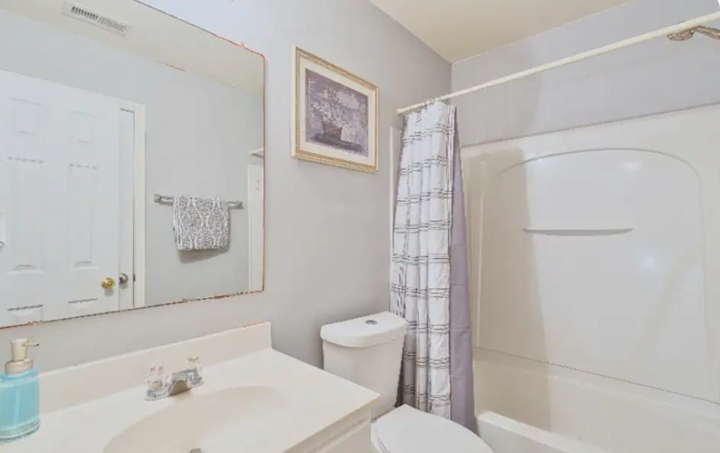 741 Crestwell Cir Sw #714 - Photo 4 of 11