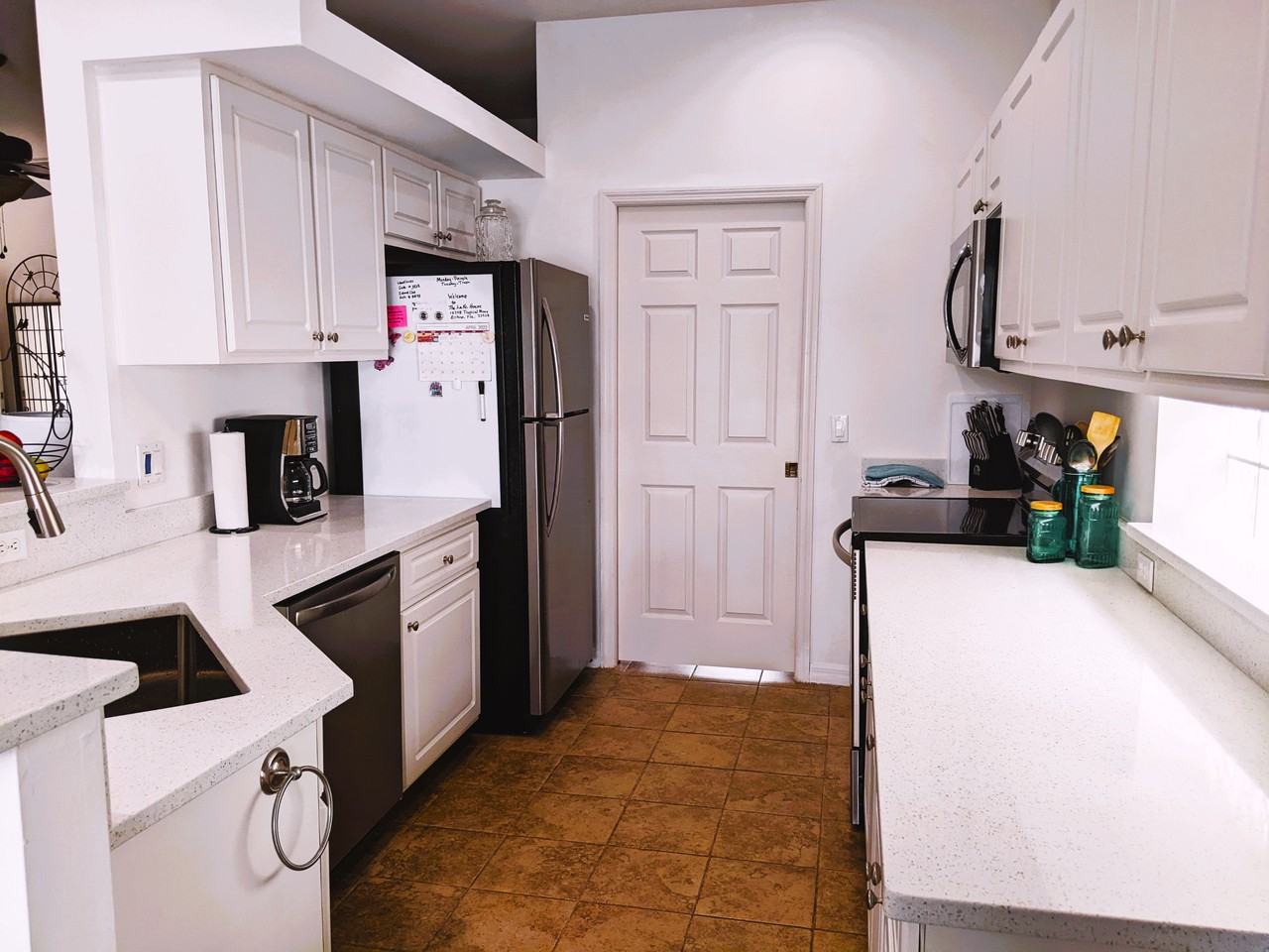 Tropical Moon Ct #NA - Photo 4 of 24