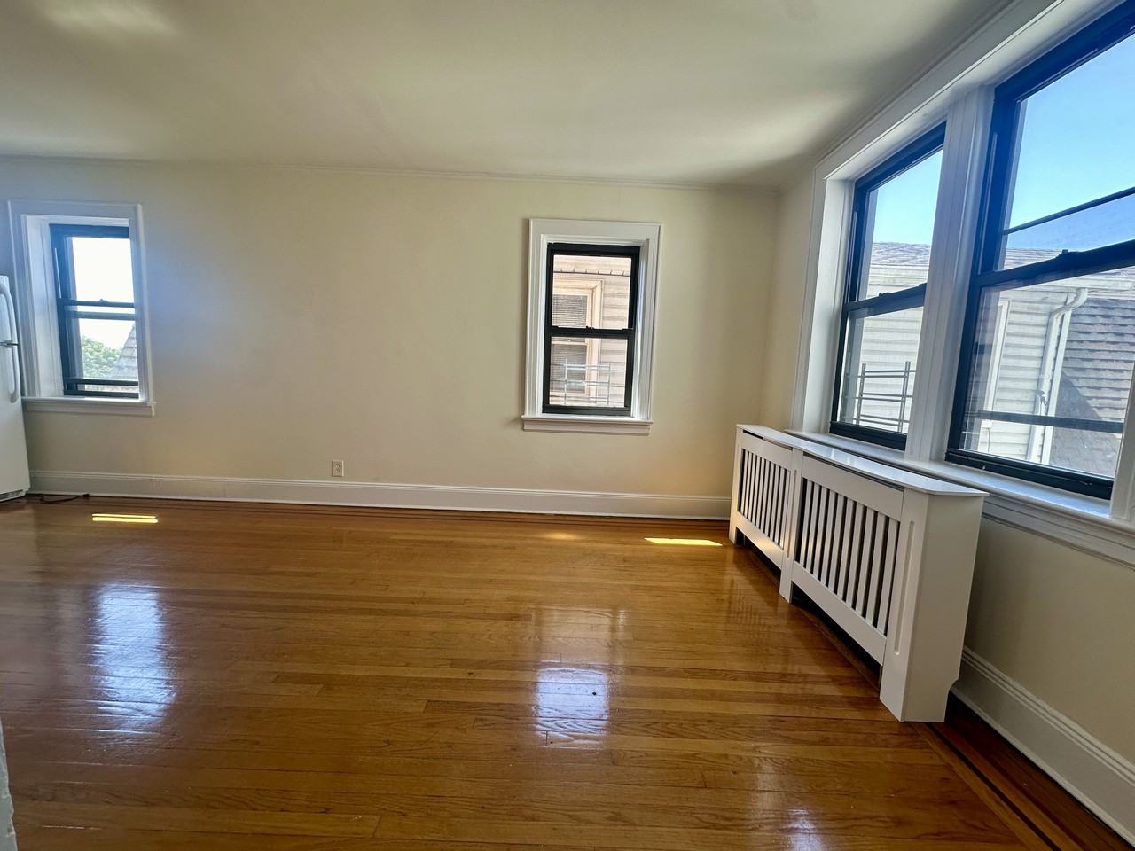 8716 Park Ln S #3B - Photo 3 of 7