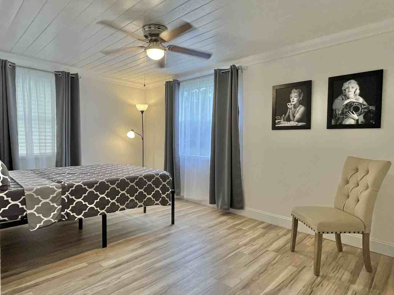 2820 W Harwood Ave #NA - Photo 3 of 11