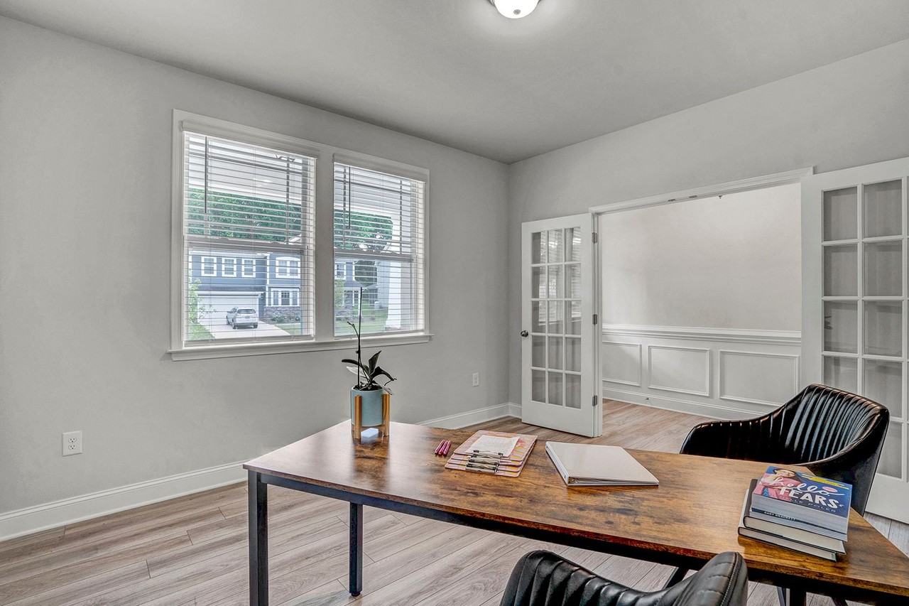 220 Karlov Rd - Photo 4 of 29