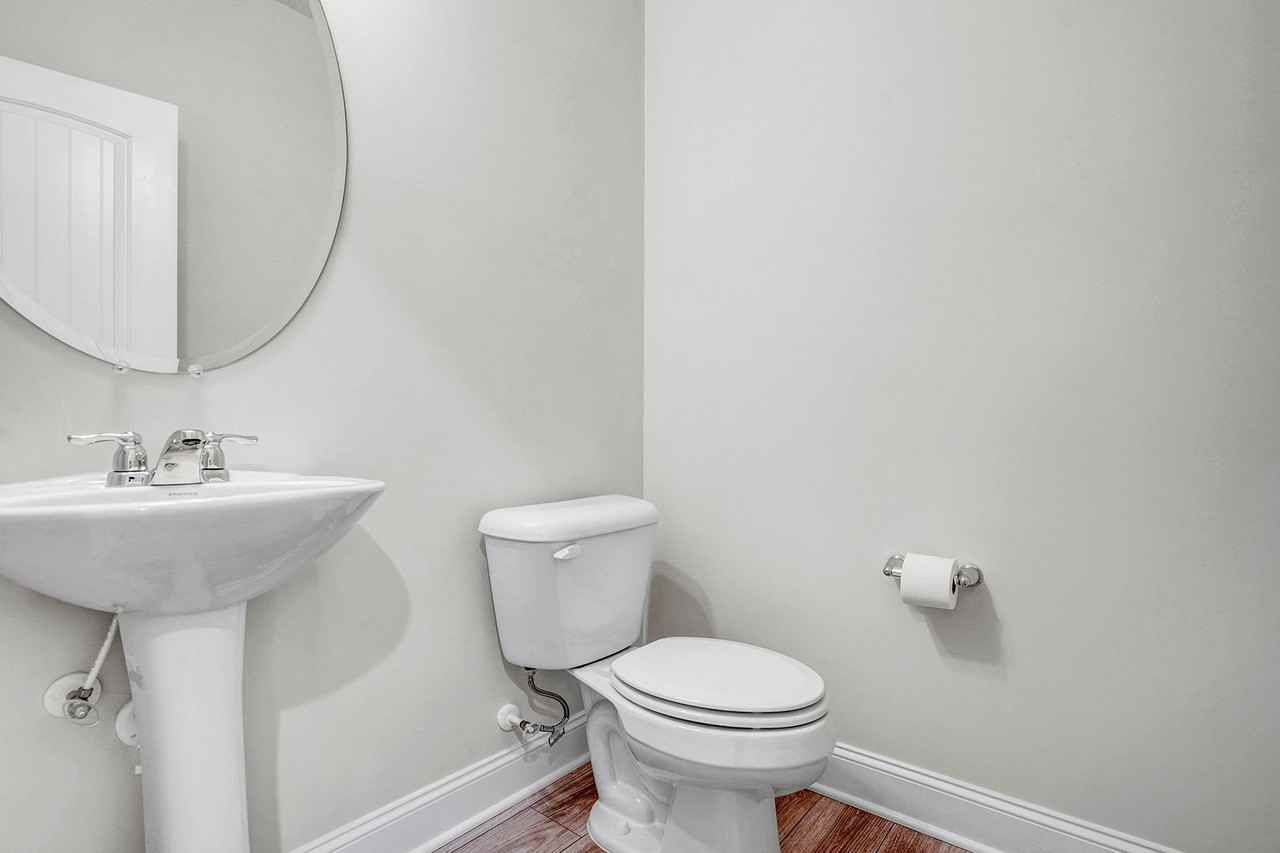 220 Karlov Rd - Photo 5 of 29