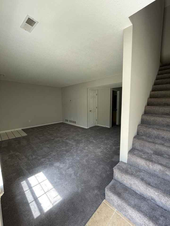 2304-2306 Parks Edge - Photo 2 of 19