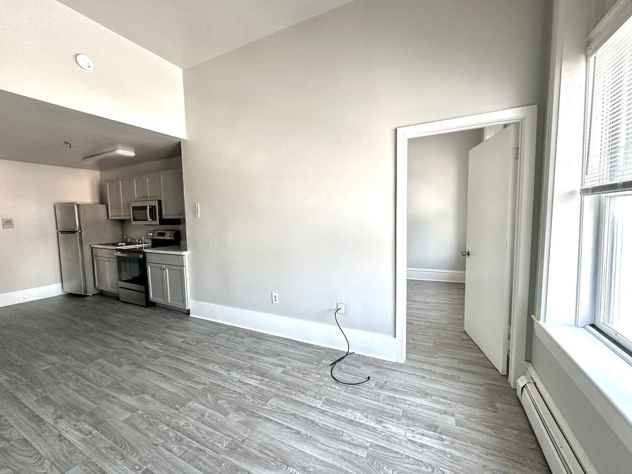 Hill Cafe - Photo 7 of 16