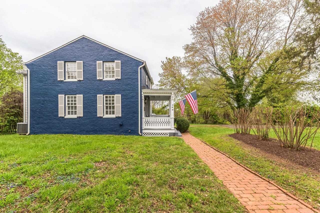 369 Falmouth St - Photo 3 of 50