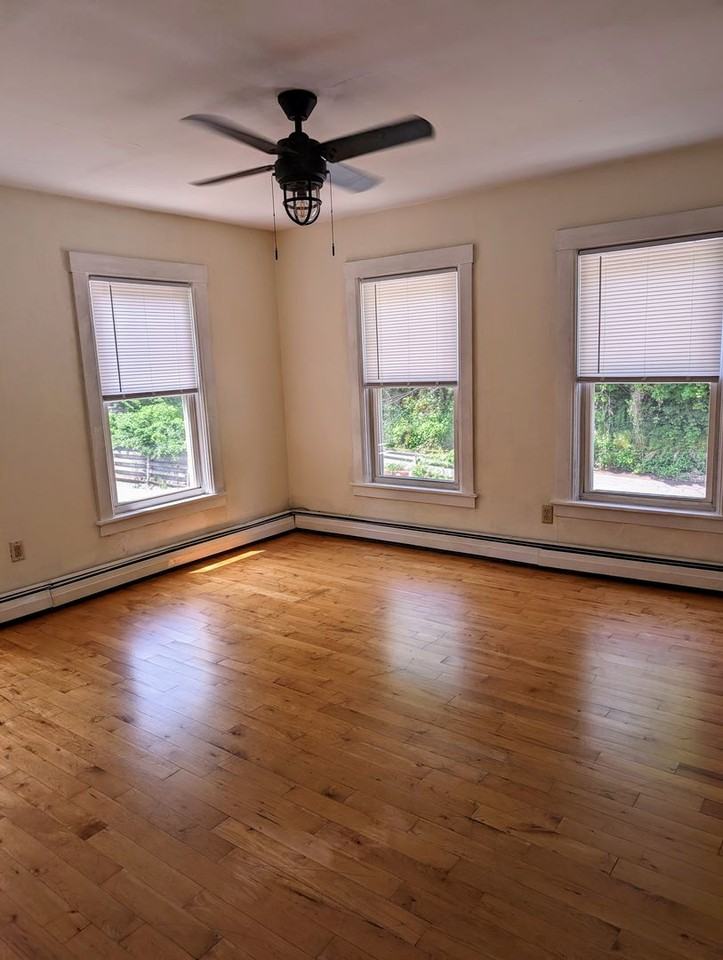 222- 224 Elliot St - Photo 2 of 8