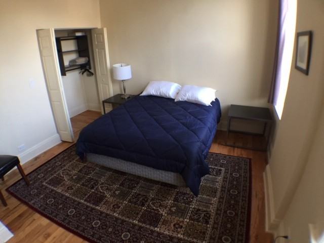 Racine / Dickens - Photo 7 of 34