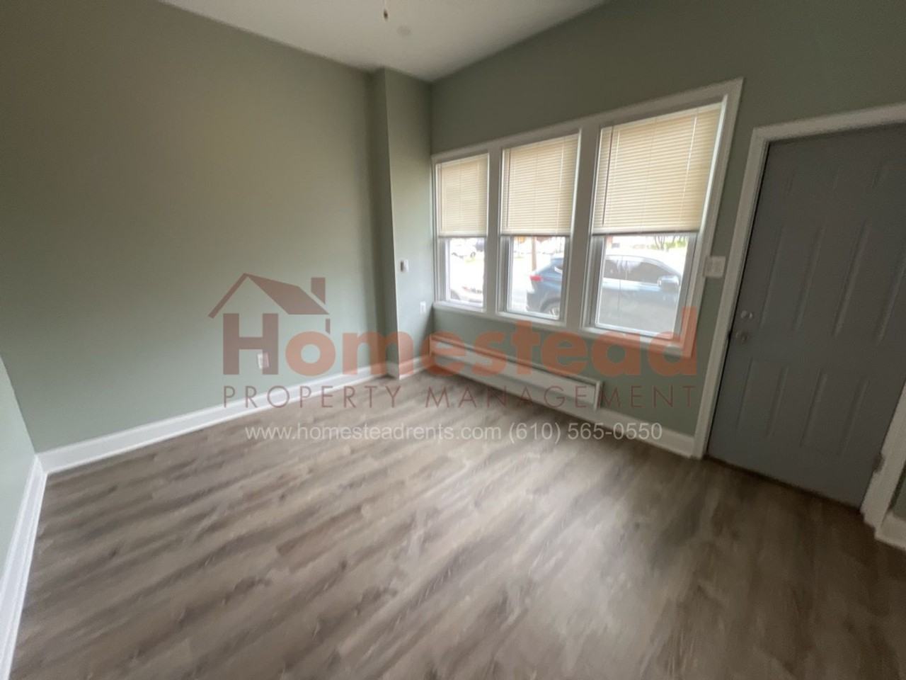 11 W 10th St - Photo 3 of 21