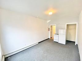 featured image of 143 N Winooski Ave