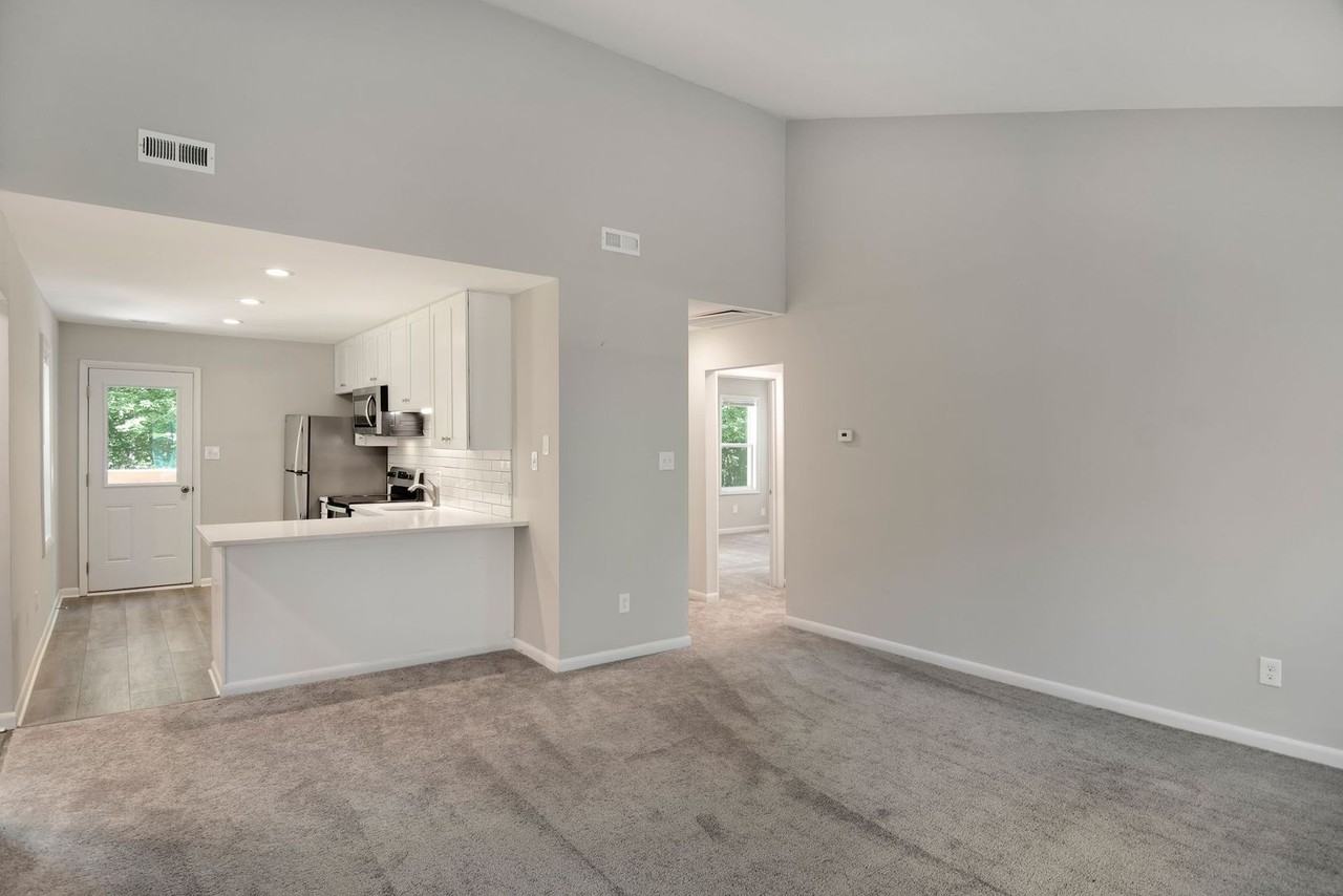 5339 Wayne St #D - Photo 4 of 20