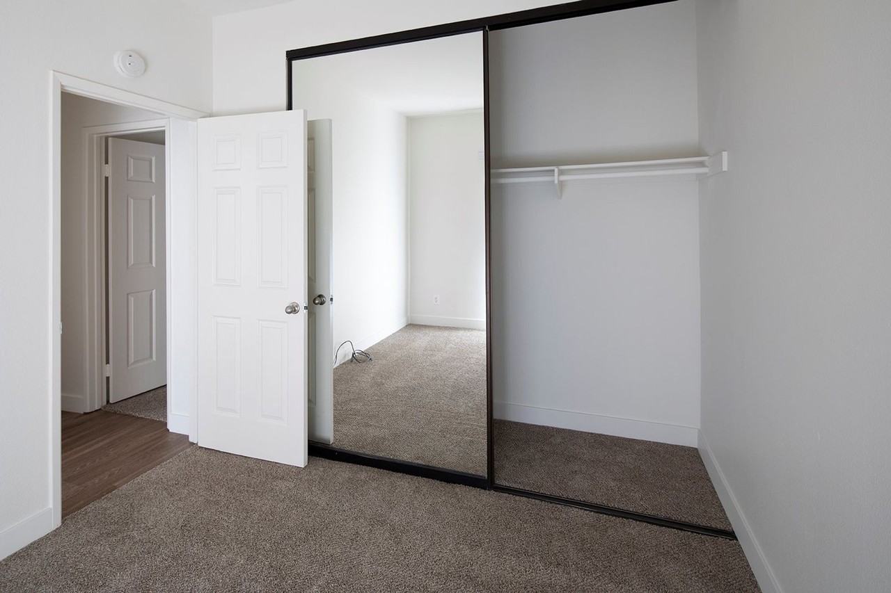 3727 Grim Ave - Photo 4 of 6