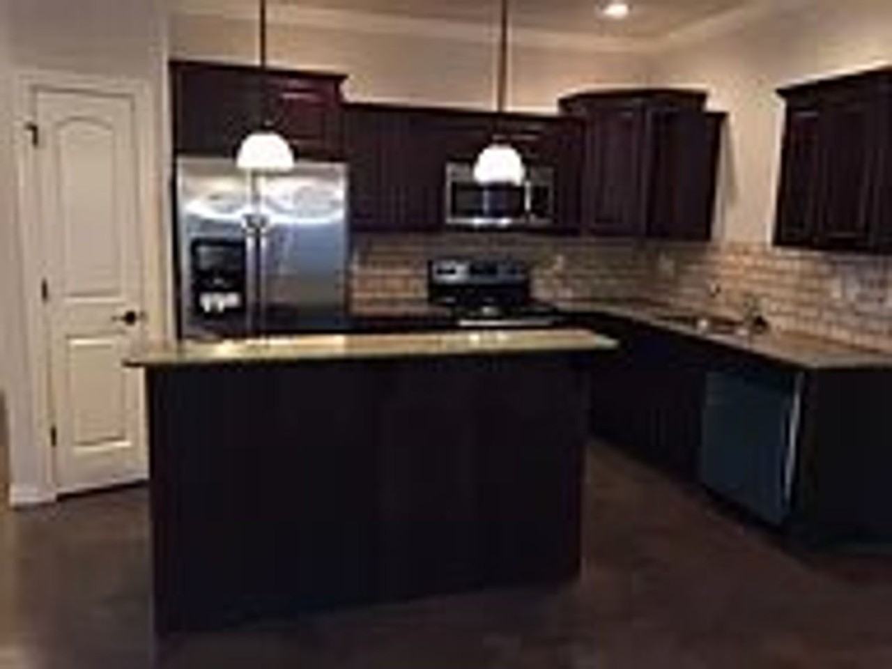 218 E Granada St - Photo 3 of 13