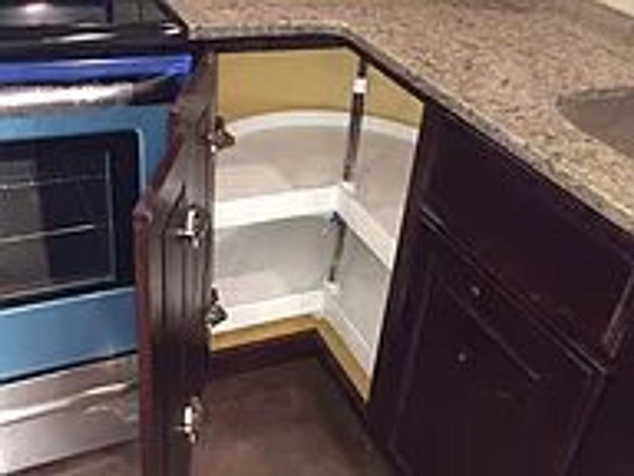 218 E Granada St - Photo 5 of 13