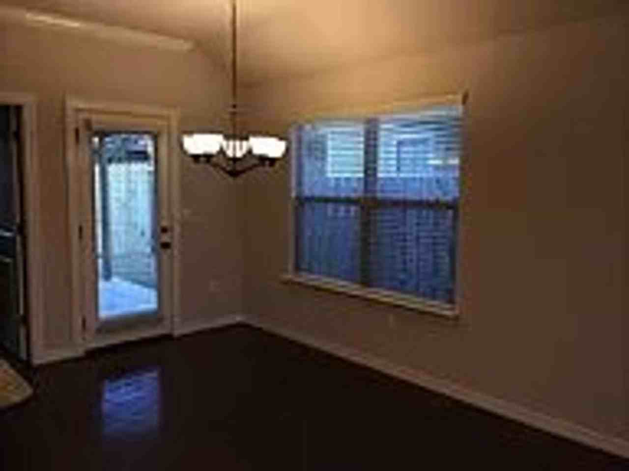 218 E Granada St - Photo 6 of 13