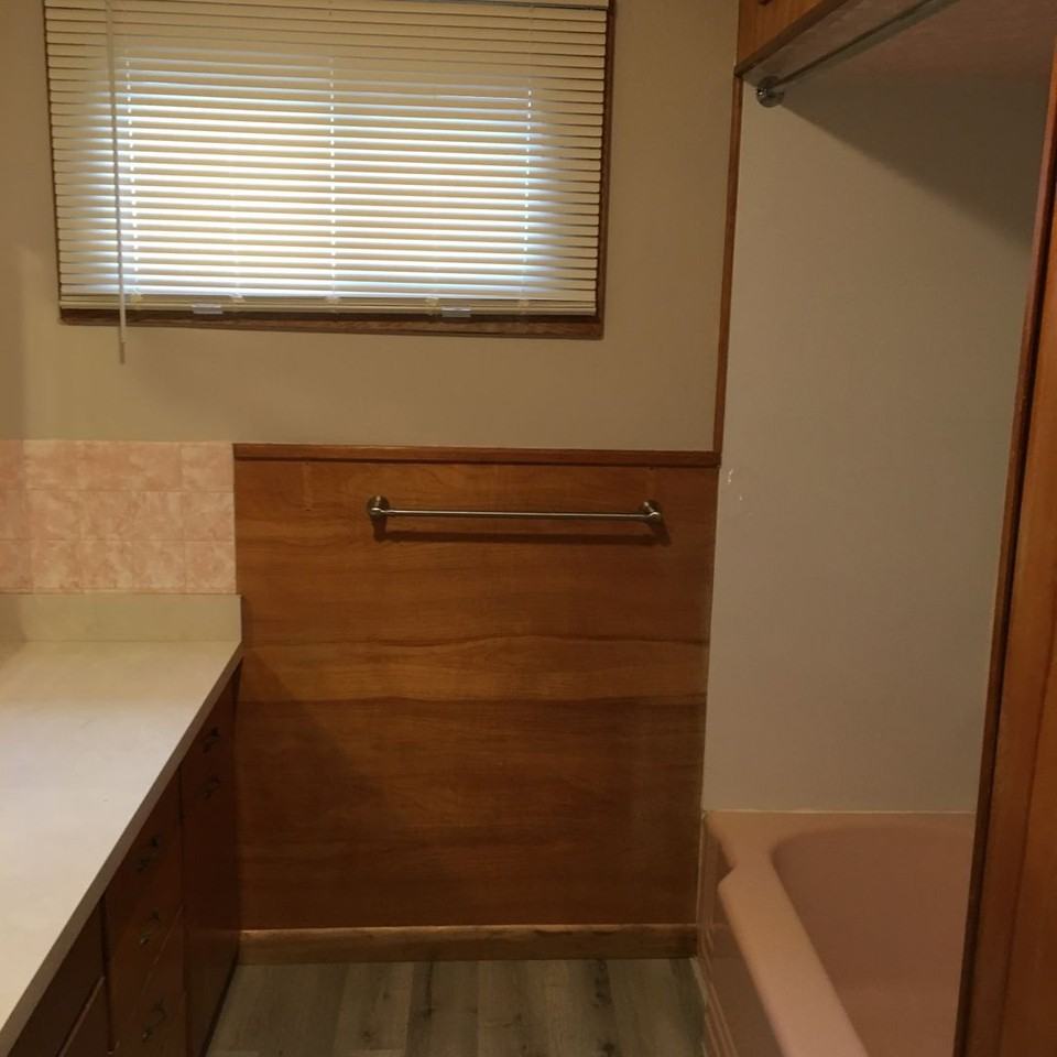 110 Sweeting St - Photo 2 of 9