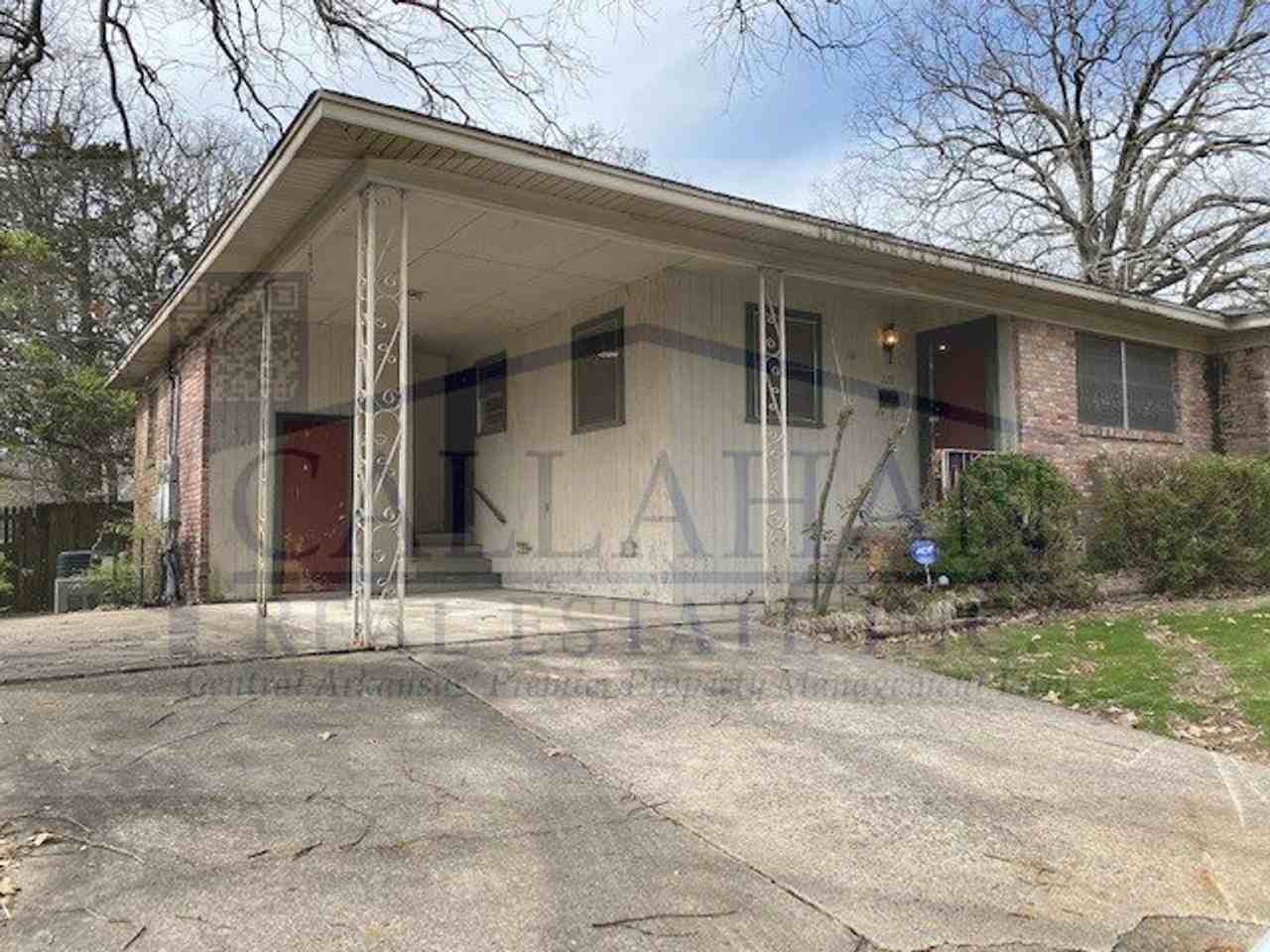 220 N Tyler St - Photo 6 of 17