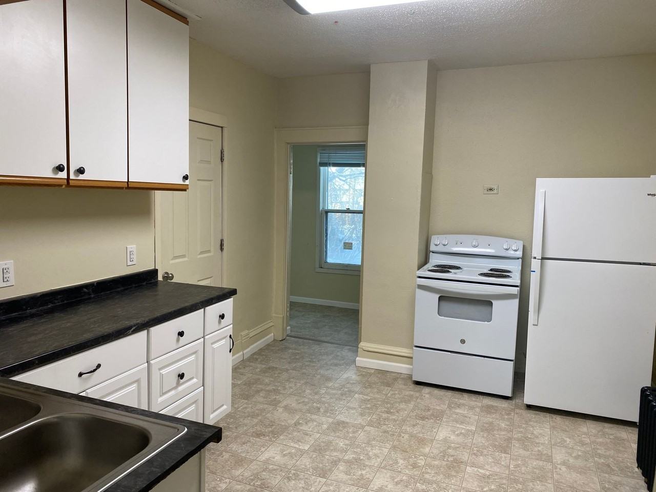 1329 2nd Ave S - Photo 2 of 27